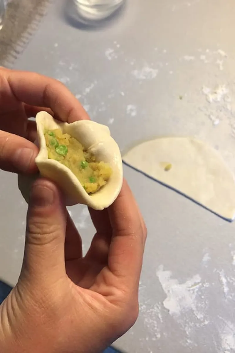 Samosas maken 6