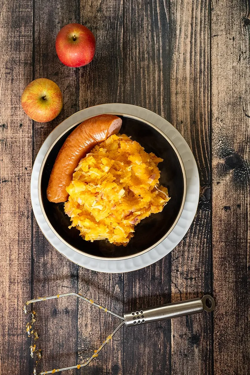 Zuurkoolstamppot met zoete aardappel