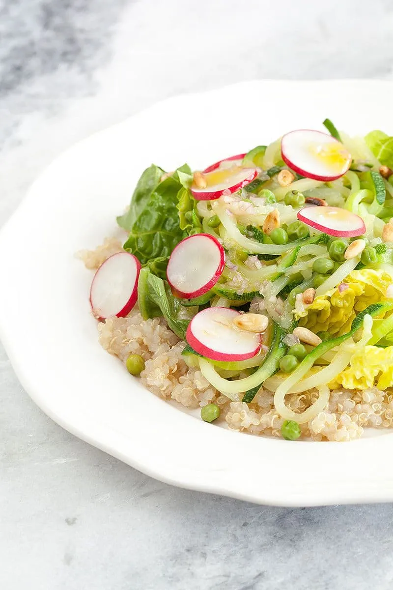 Quinoasalade met radijs en courgette