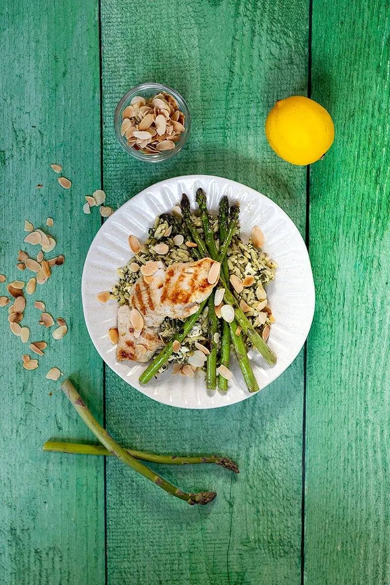 Orzo salade met groene asperges