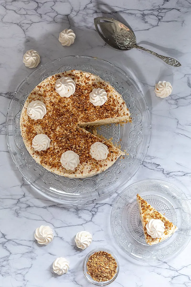 Nougatine ijstaart