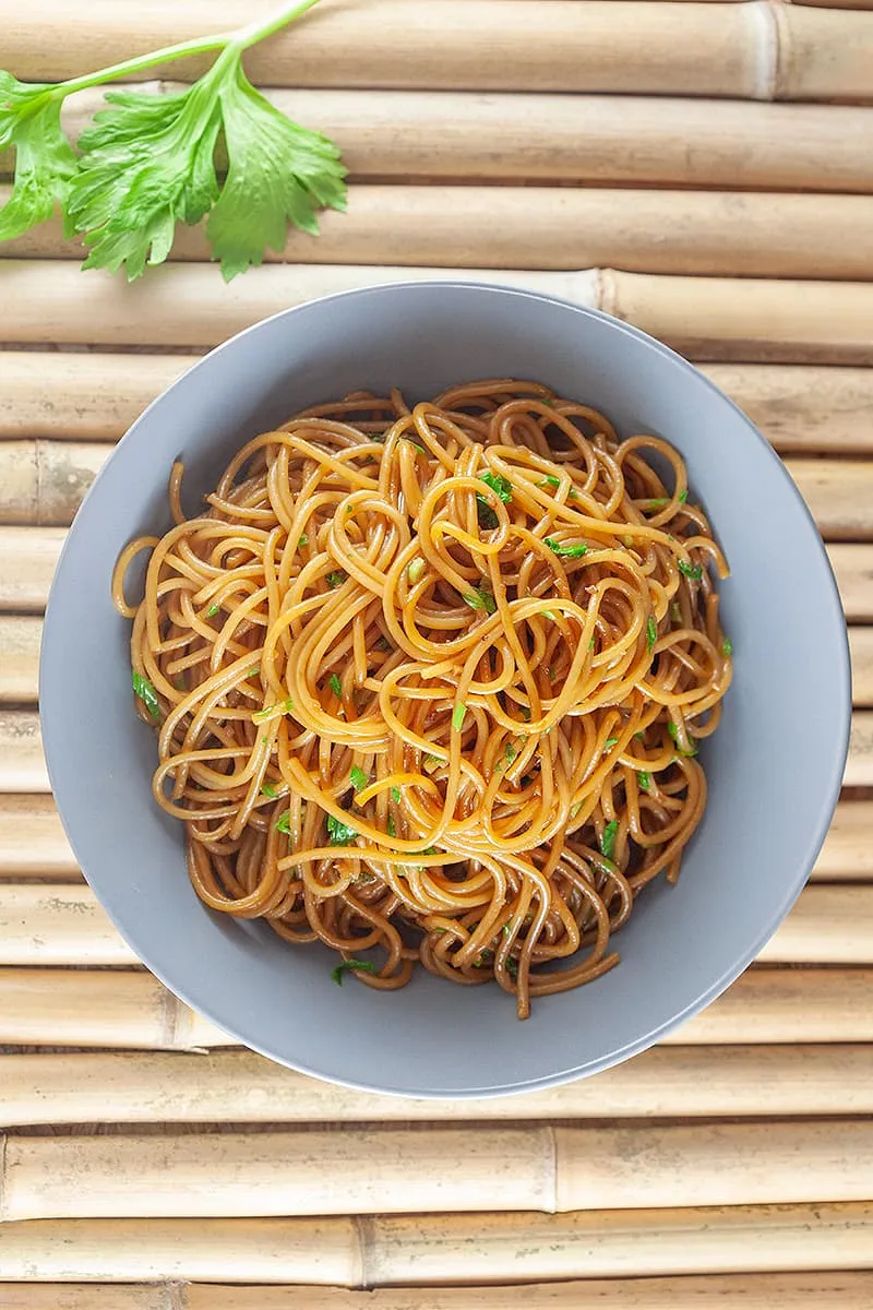Surinaamse bami