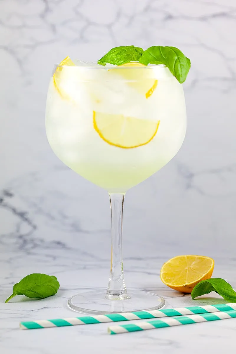 Limoncello Tonica