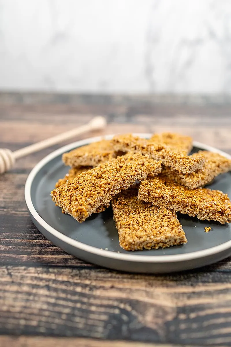 Sesamrepen met honing met maar 2 ingrediënten