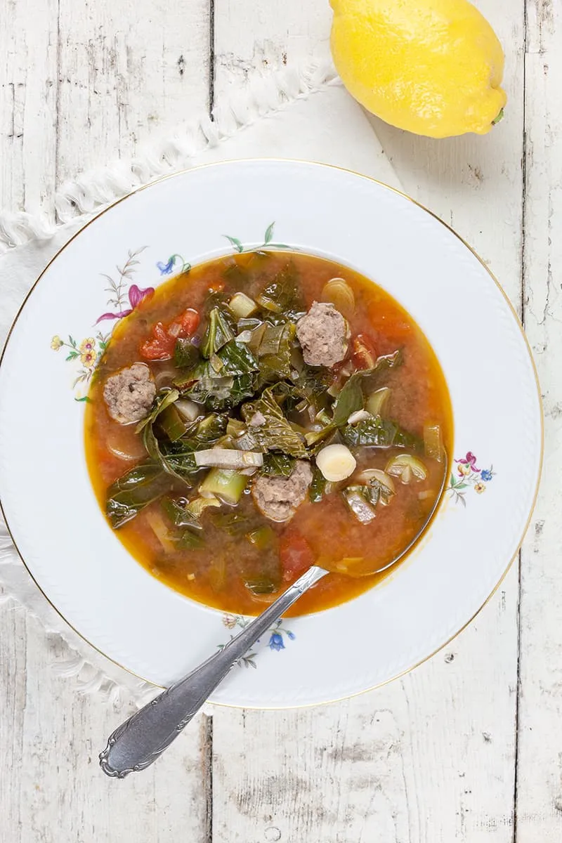 Savooiekool soep met balletjes