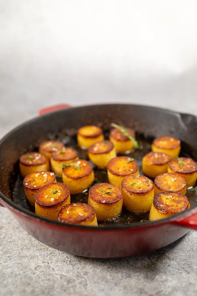Fondant aardappelen - krokante aardappelen met een boterzachte binnenkant