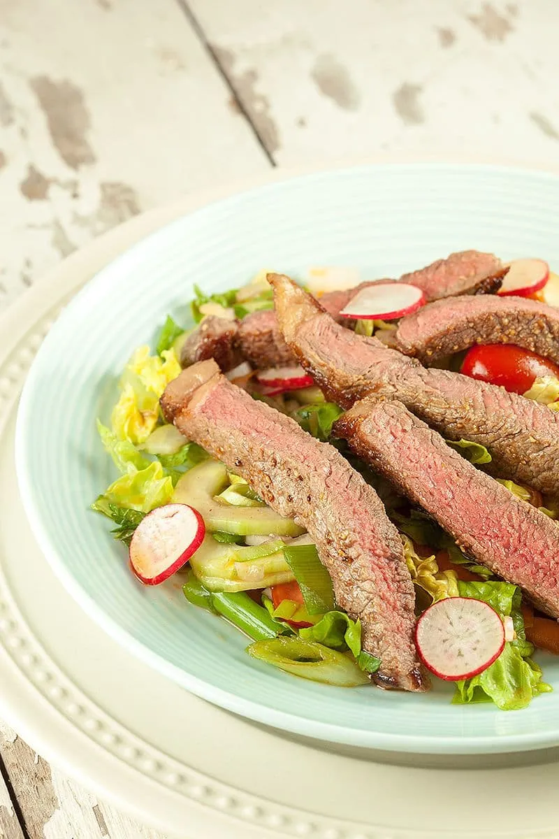 Pittige biefstuksalade