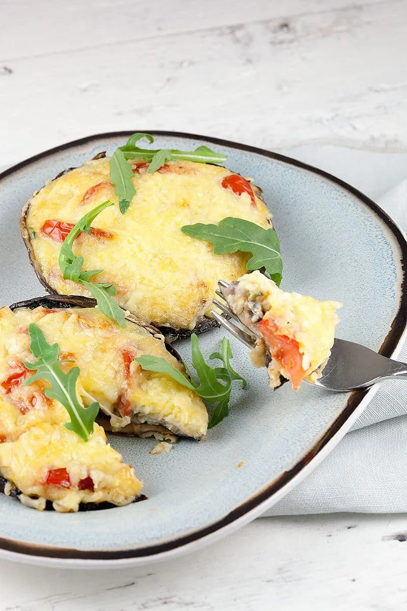 Portobello gevuld met jalapeño en ei