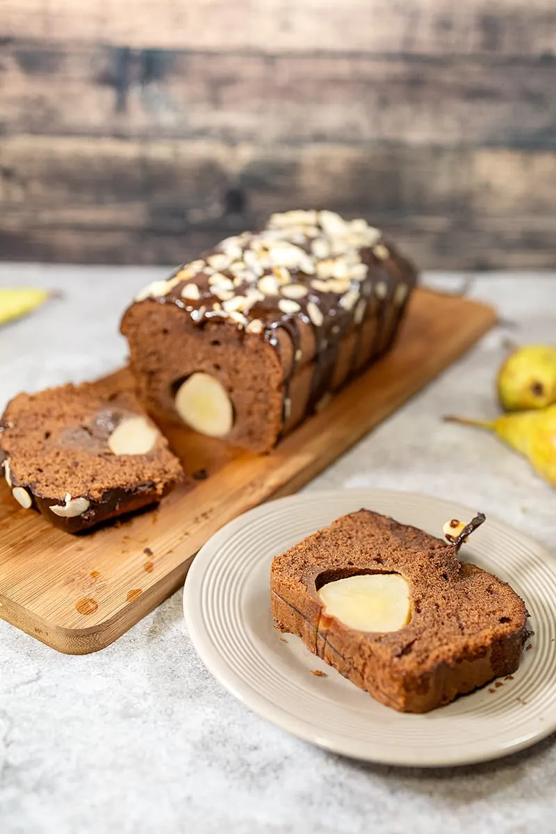 Chocoladecake met peren