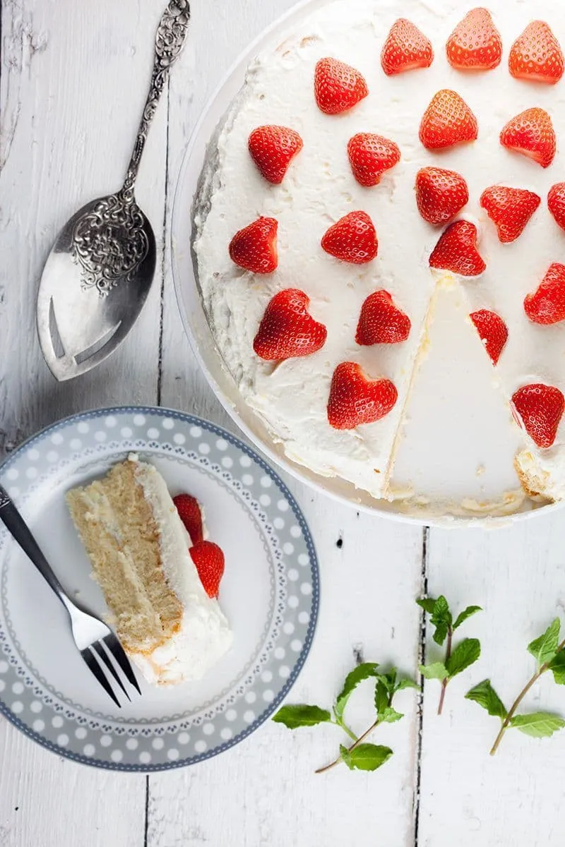 Lemon curd aardbeiencake