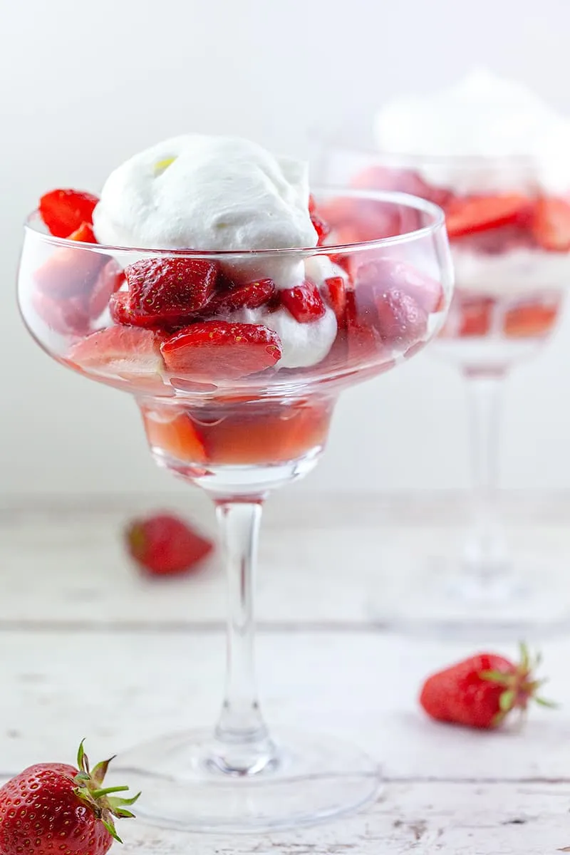 Aardbeien Romanoff