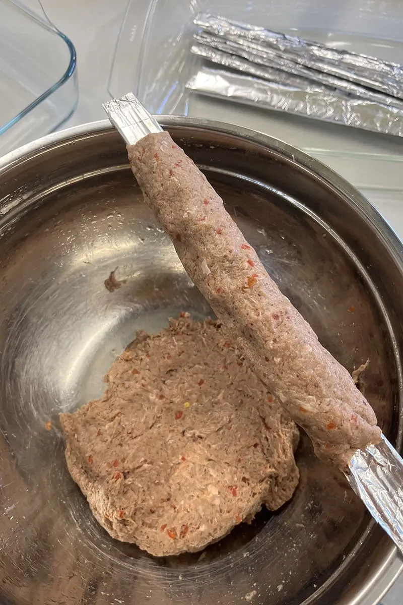 Adana kebab voorbereiden