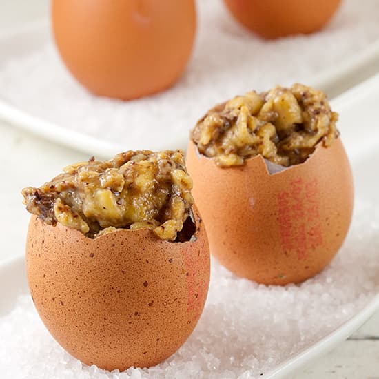 Roerei met zwarte olijven